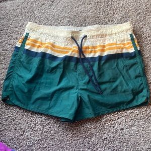 H&M swim trunks XS